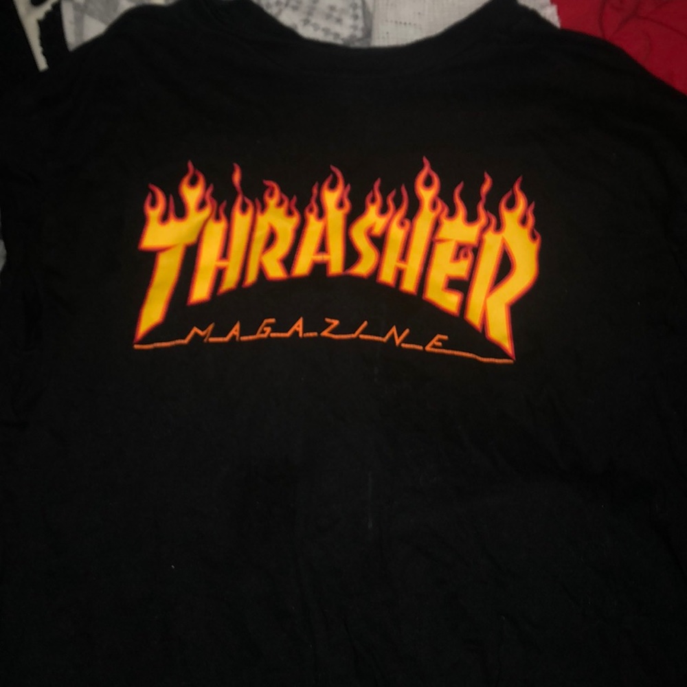 Women’s thrasher shirt